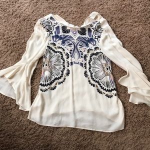 NWOT H&M flare sleeve Top